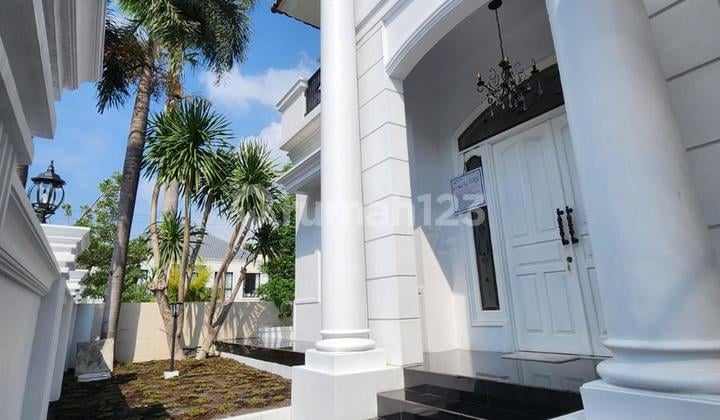 For Rent Classic International Village Citraland House Near Gwalk and Pakuwon Mall West Surabaya