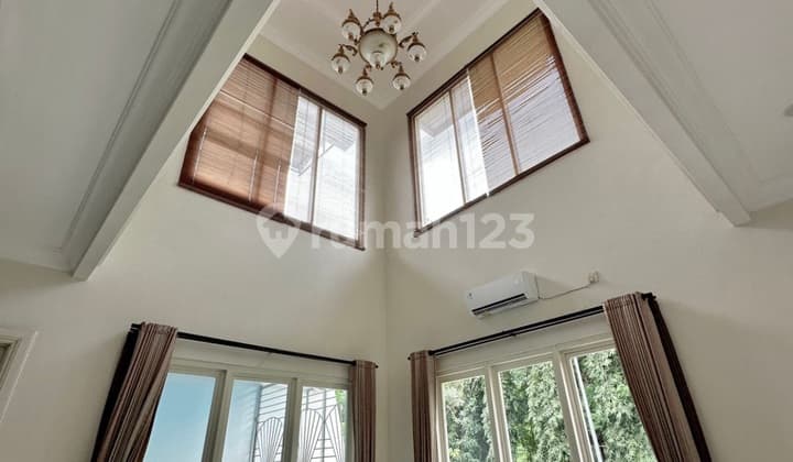 Dijual Rumah Wisata Bukit Mas 2 Wiyung Baru Renov! Hook Tanah Besar Luas 350m 4 Kamar Dekat Pakuwon Mall Surabaya Barat