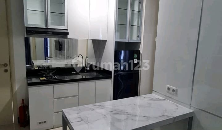 Rent 2BR Amor Pakuwon City Apartment 52.5sqm Furnished