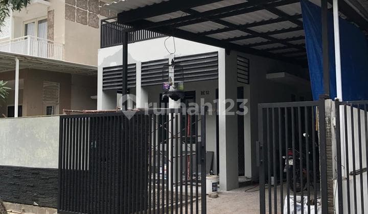 Disewakan Rumah Prambanan Regency 2 Lantai 3 Kamar Sudah Renovasi Dekat Pakuwon Mall Surabaya Barat