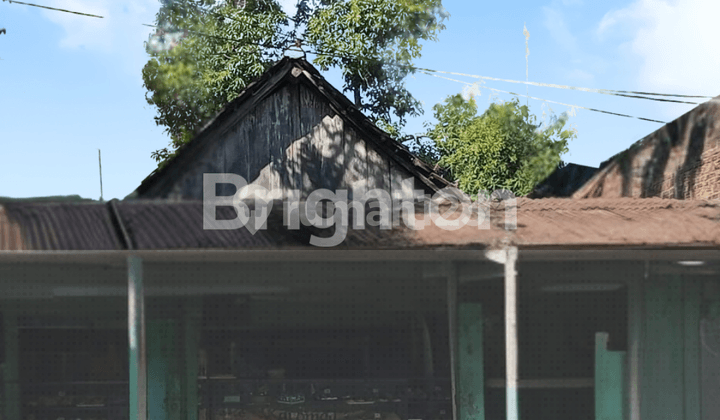 Hoki maximal sudah terbukti, strategis untuk segala usaha Rumah di pinggir jalan alternatif antar provinsi daerah Nganjuk