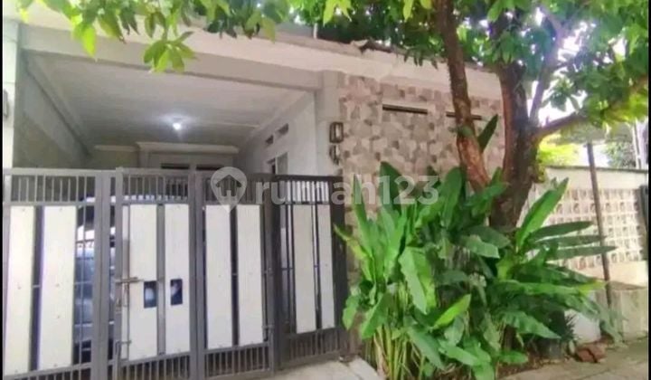 Serene House at Affordable Price in Cibubur Country Housing Complex Serene House at Affordable Price in Cibubur Country Housing Complex