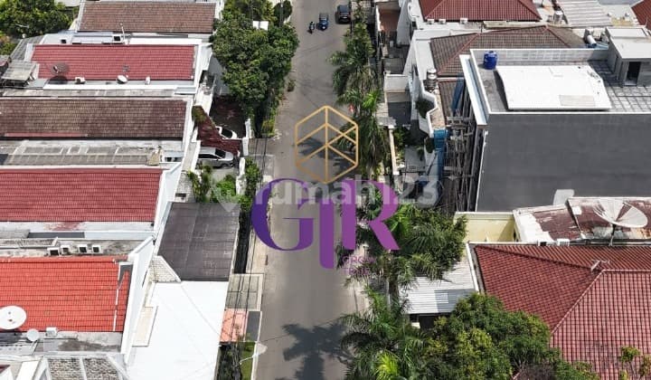 Rumah Tua Muara Karang Siap Pakai Jual Cepat Hook Bebas Banjir