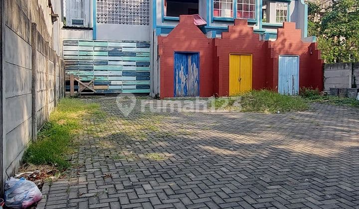 Gedung Kavling Komersil Duri Kosambi Raya Ramai