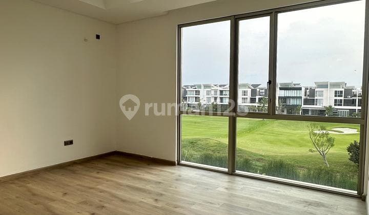 Rumah Baru Pik 2 Golf Island Siap Huni View Golf
