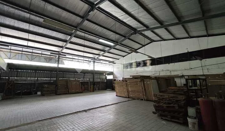 Gudang Sunter Selangkah ke Tol dan Pelabuhan Siap Pakai Ada Office Bebas Banjir