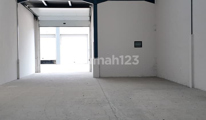 Eraprima Toha Industrial Estate Warehouse with Office, Ready to Use, Flood-Free