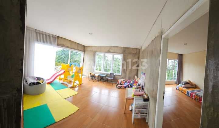Rumah Cantik Rancamaya golf Estate Hook view Hamparan Pinus BU