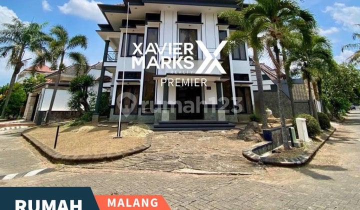 Rumah Hook Selangkah ke UMM di Bukit Cemara Tujuh Malang