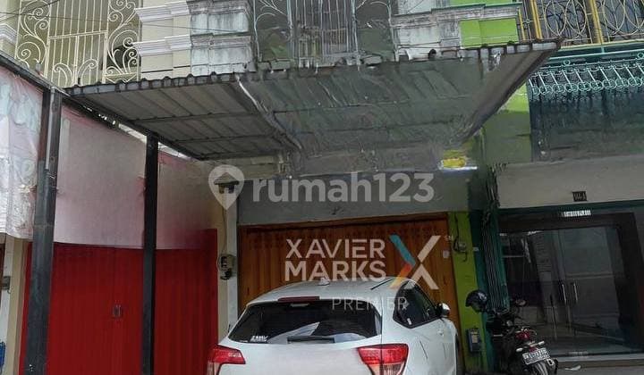 Ruko 3 Lantai Kawasan Bisnis di Oro-oro Dowo Malang