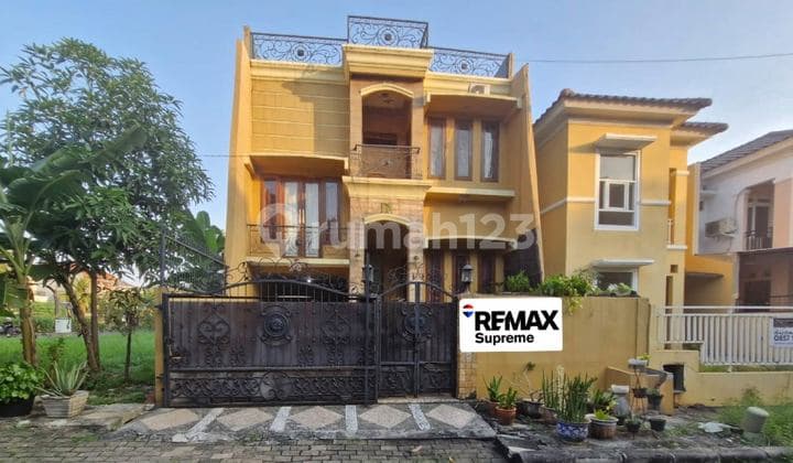 Dijual Rumah Tiga Lantai di Metland Cakung Jakarta Timur