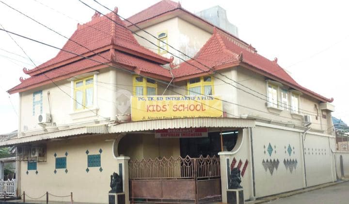 Dijual Bangunan Bekas Sekolah hitung Tanah di Harapan Indah