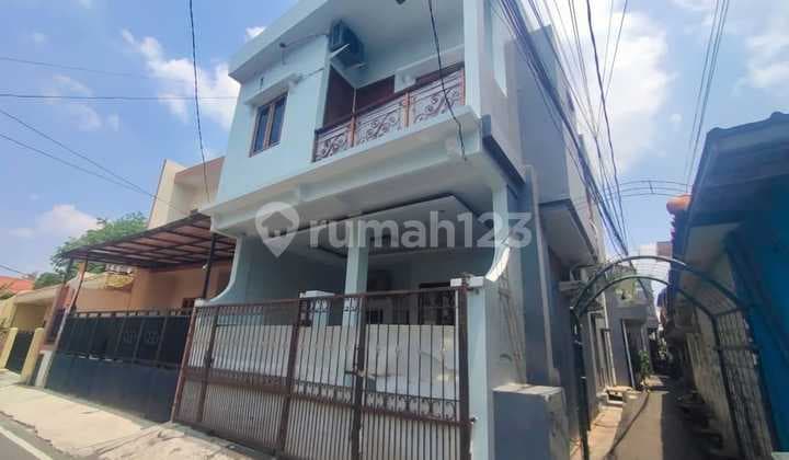 Rumah 2 Lantai, Siap Huni Di Cempaka Putih Jakarta Pusat