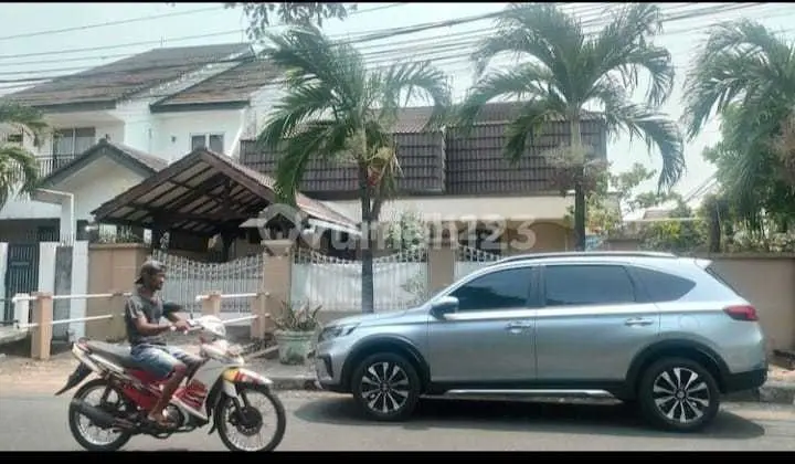 For Sale House on Pulo Asem Timur Raya, East Jakarta