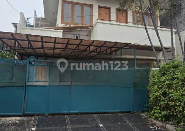 Dijual Rumah 2 Lantai Siap Huni di Pulomas Barat