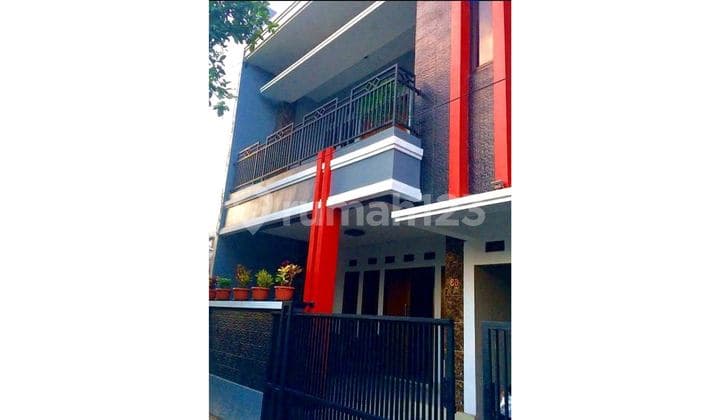 For Sale 2-Storey Minimalist House Ready to Occupy in Cipinang Affordable Price