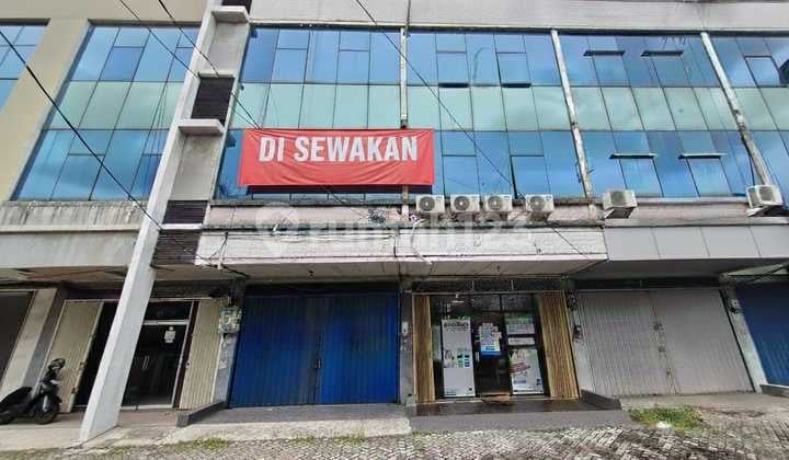 Di Sewa Ruko 3 Lantai di Buaran Jakarta Timur