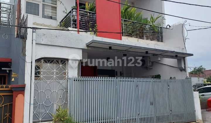 Dijual Rumah Tinggal 3 Lantai Jati Palem Pulo Gadung Jakarta Timur