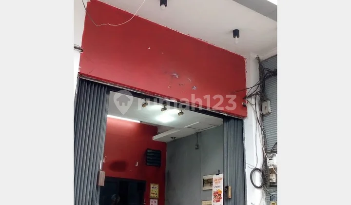 For Rent: 1st Floor Business Space on Tanjung Duren Raya (Main Road), Area 4.5x15, Suitable for Salon, Therapy House, etc., West Jakarta For Rent: 1st Floor Business Space on Tanjung Duren Raya (Main Road), Area 4.5x15, Suitable for Salon, Therapy House, etc., West Jakarta