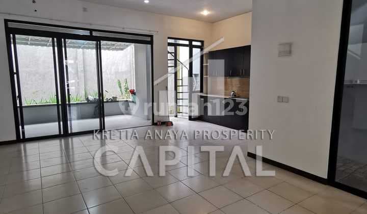 Rumah Semi Furnish dan Siap Huni di Kota Baru Parahyangan