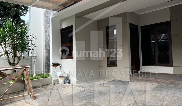 Rumah Baru Renov di Tengah Kota Cimahi