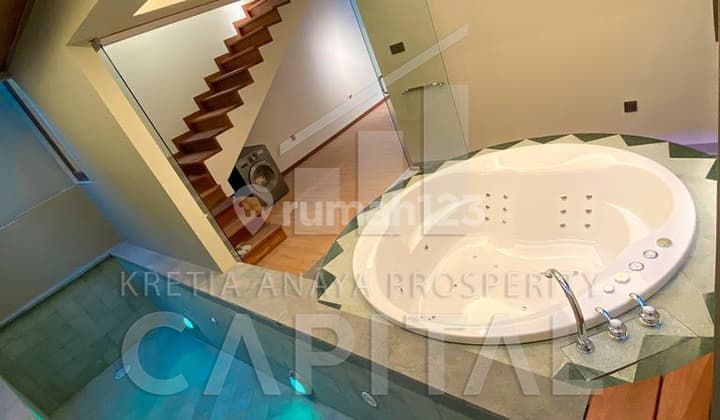 MODERN SMART HOME SOPHISTICATED HOUSE IN UNGASAN