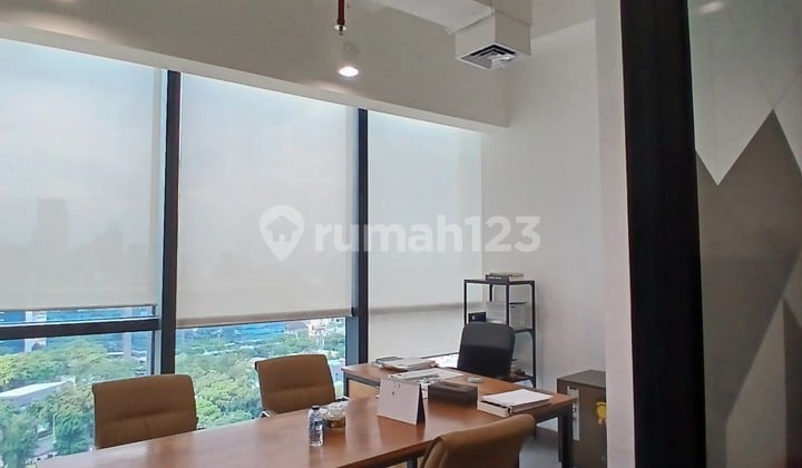 Dijual Office Space di District 8 Senopati 133 M2 Furnished