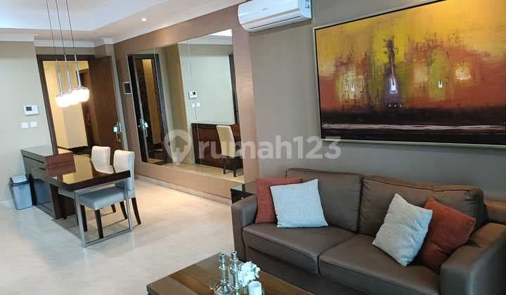 Modern Living At Residence 8: Sewa 1Br di Jantung Senopati