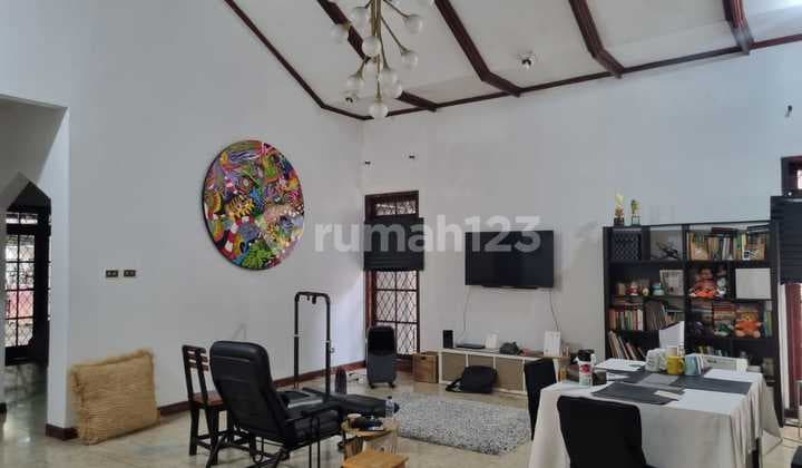 Dijual Rumah Lama di Lebak Bulus Raya Cocok untuk Usaha