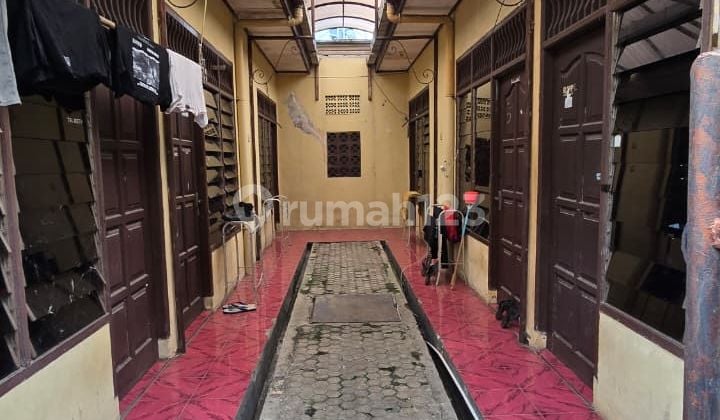 Dijual Kost 6 Kamar Dekat Teknik Ui Kukusan Depok - SHM, Full Penghuni, Harga 450 Juta Nego