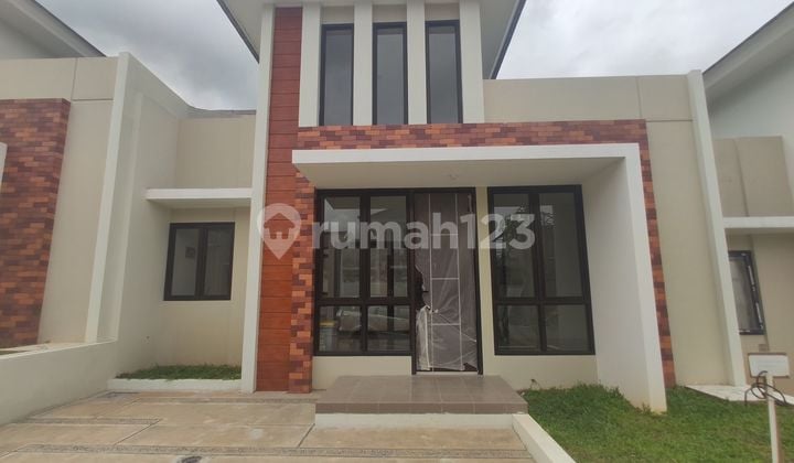 Dijual Cepat Rumah Siap Huni di Cluster Danube Citra Sentul Raya - Depan Clubhouse, Bonus AC & SHM!