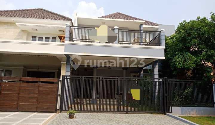 Rumah Minimalis 2,5 Lantai Dijual Cepat di Legenda Wisata Cleopatra Cibubur, LT 180 M² SHM Harga 2,3 M