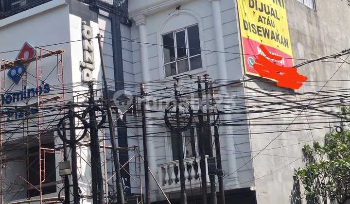 Dijual/Disewakan Ruko Prime Location Cibubur – 3,5 Lantai SHM, Cocok Usaha & Investasi