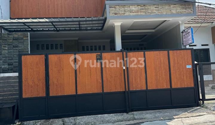 Dijual Rumah 2 Lantai Cluster Cendana Limus Pratama Cileungsi - SHM, Hadap Utara, 3+1 Kt