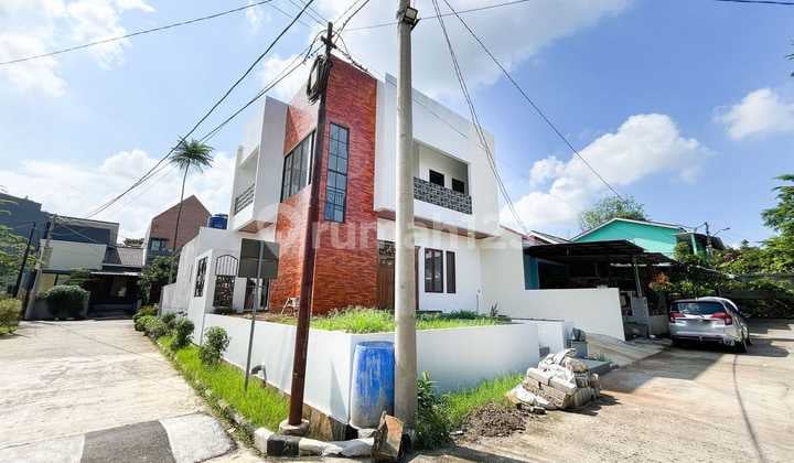 Rumah Hoek Baru Jadi di Permata Cimanggis Cluster Intan Tapos Depok LT 132 LB 132 Harga 1,45 M Nego