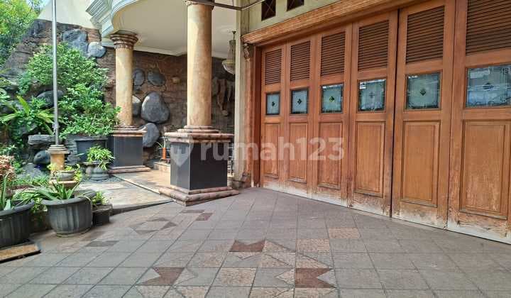 Rumah Mewah 7 KT LT 312 di Bunga Rampai Duren Sawit Jakarta