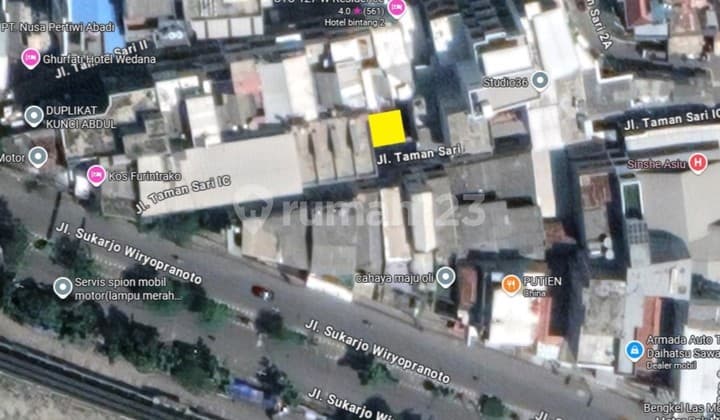 Tanah di Daerah Pusat Niaga Taman Sari