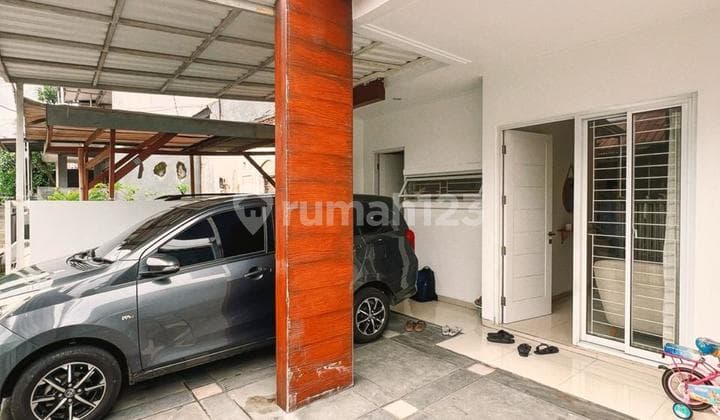 DIJUAL RUMAH CANTIK SIAP HUNI di GRAHA RAYA Nempel Alsut