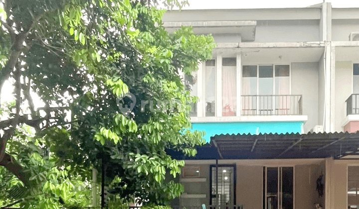 Rumah Hoek 2.5 Lantai Dan Rooftop Harga Terjangkau