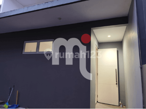 DISEWAKAN RUMAH 2 LANTAI DI IVY PARK CITRALAND BSB CITY