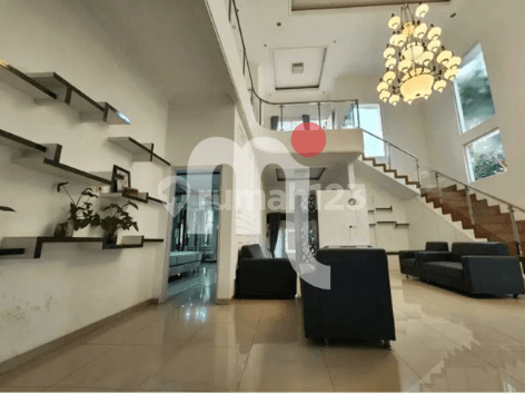 Dijual Rumah 2 Lantai di Manyaran, Semarang