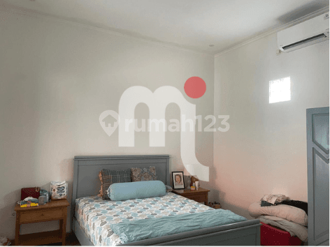 DIJUAL RUMAH BESERTA PENDOPO DI JL SANTAN KALONGAN, SLEMAN, YOGYAKARTA