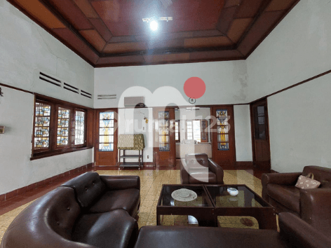 Dijual Rumah Mewah Siap Huni Dekat Simpang Lima di A. Yani, Semarang
