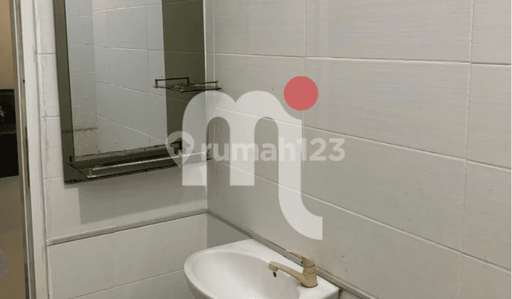 Disewakan Rumah 2 Lantai di Beranda Bali