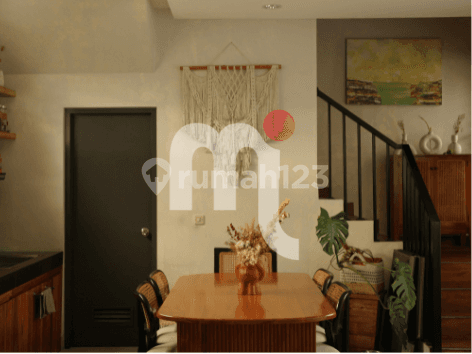 DIJUAL RUMAH 2 LANTAI FULL FURNISHED, DI NARAYA, BSB CITY