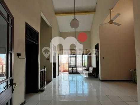 Dijual Rumah Semi Furnished di Tanah Mas, Semarang
