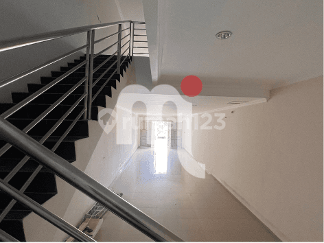 DISEWAKAN RUKO DITENGAH KOTA, DI JL GAJAH MADA, SEMARANG