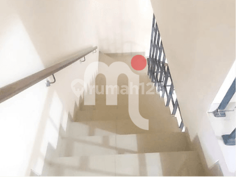 Disewakan Rumah 2 Lantai di Kedaton Terrace