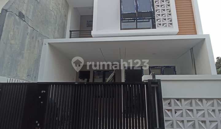 Di Jual Rumah Baru 3 Lantai Dalam Komplek Tenang Siap Huni Di Pondok Bambu Jakarta Timur