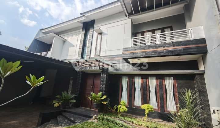 For Sale: Exclusive Home for Life Enthusiasts, Strategic Location Near Cibubur Cimanggis Depok Golf Course. SHM House in Excellent Condition at the Entrance of Arcadia Park Cluster, Bukit Golf Riverside Housing Estate, Bukit Golf Riverside Housing Estate Arcadia Park Cluster, Arcadia Raya Street.